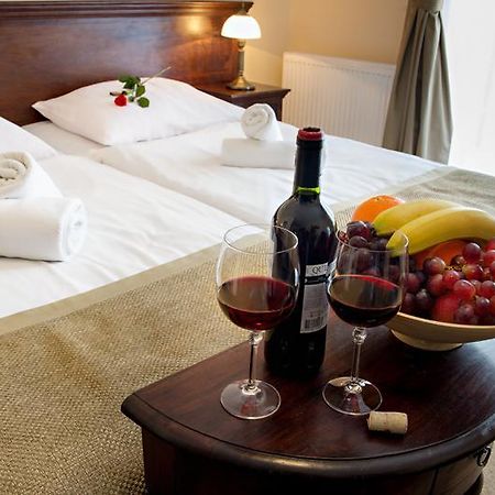 Hotel Carmen Карпач Екстериор снимка